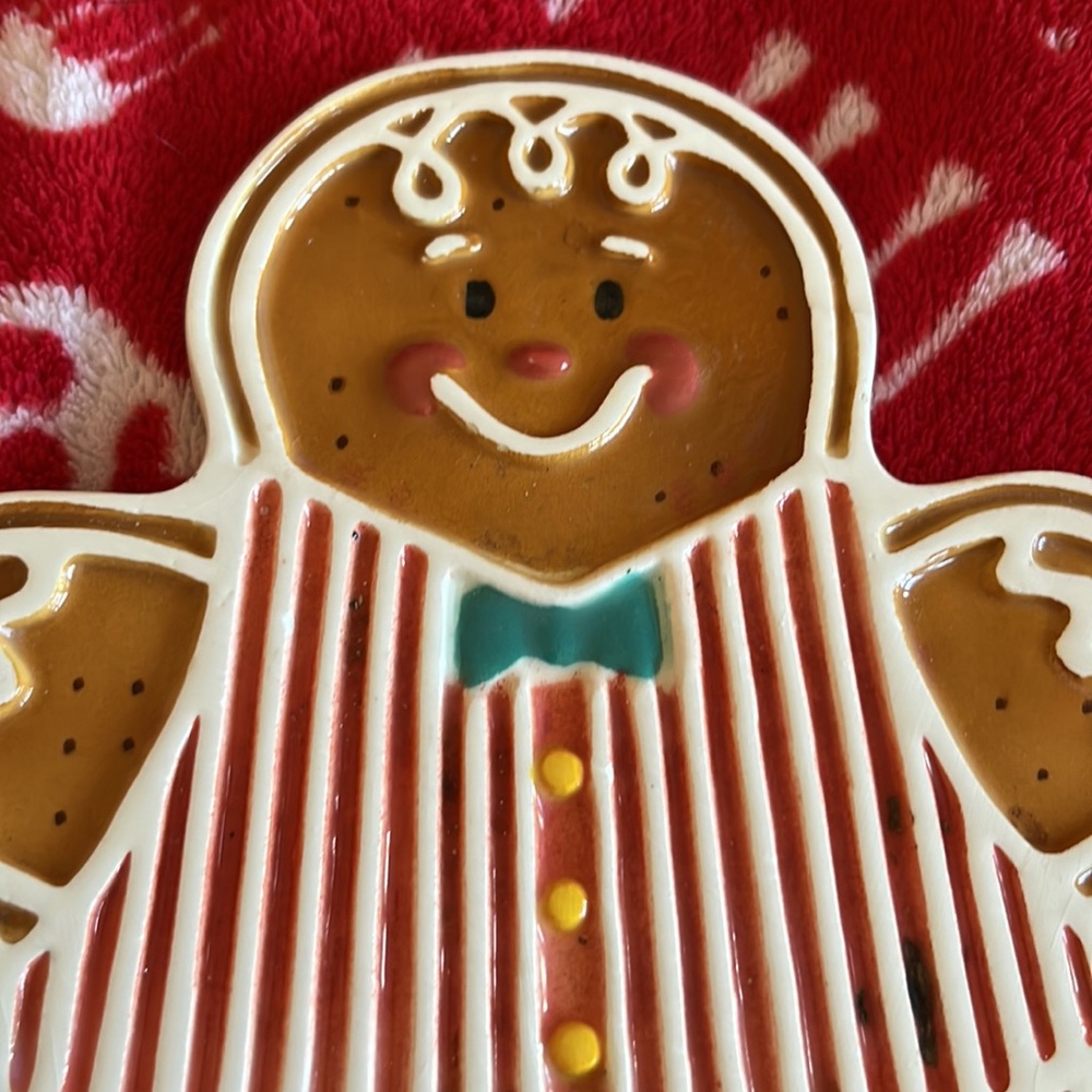 CHRISTMAS Gingerbread Man Trivet - Picture 2 of 4